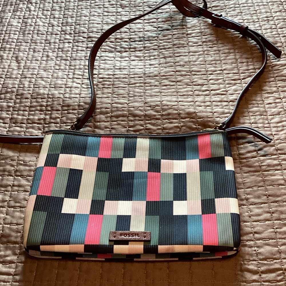 Fossil Color – Block geometric print coded canvas Crossbody NWOT